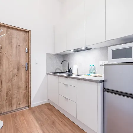 Heart Of By Bookinghost * ポズナン