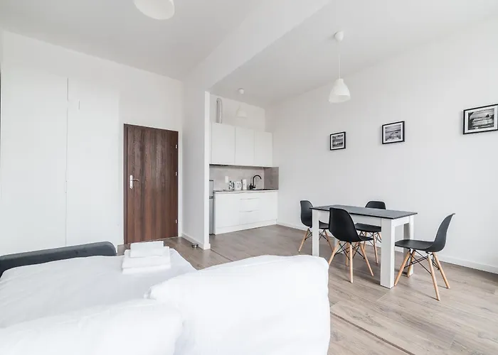 Heart Of By Bookinghost *