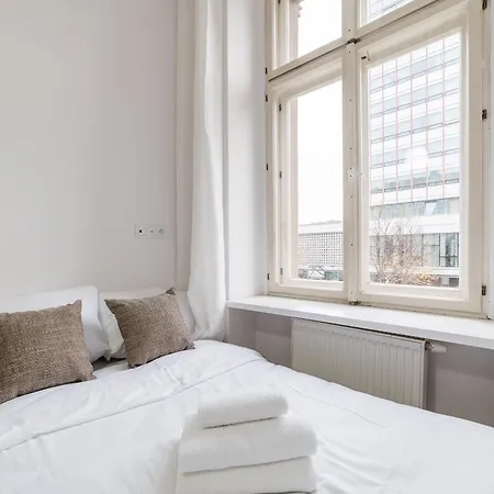 Heart Of By Bookinghost Poznań