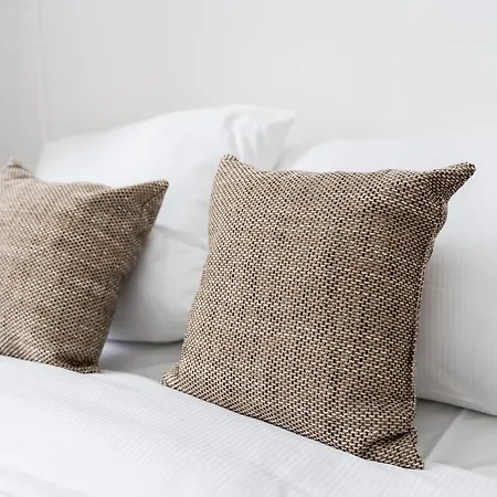 Heart Of By Bookinghost Apartman