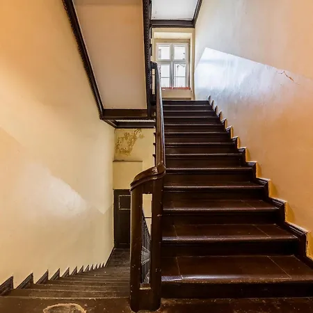 Heart Of By Bookinghost *