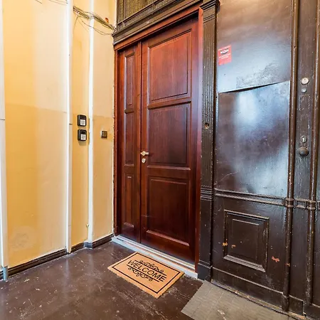 Heart Of By Bookinghost