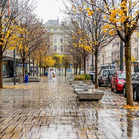 Apartman Heart Of By Bookinghost