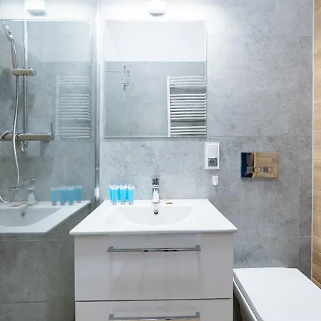 Apartman Heart Of By Bookinghost Poznań