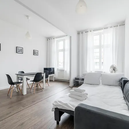 Heart Of By Bookinghost Appartement