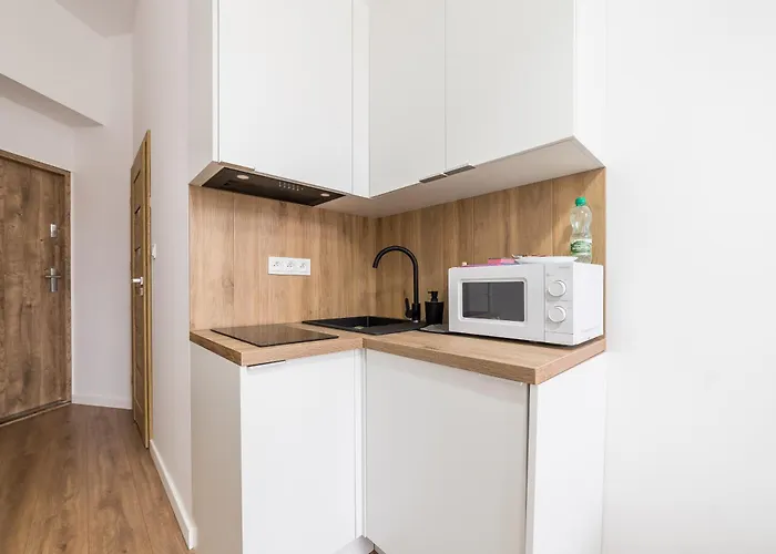 Heart Of By Bookinghost * Poznań