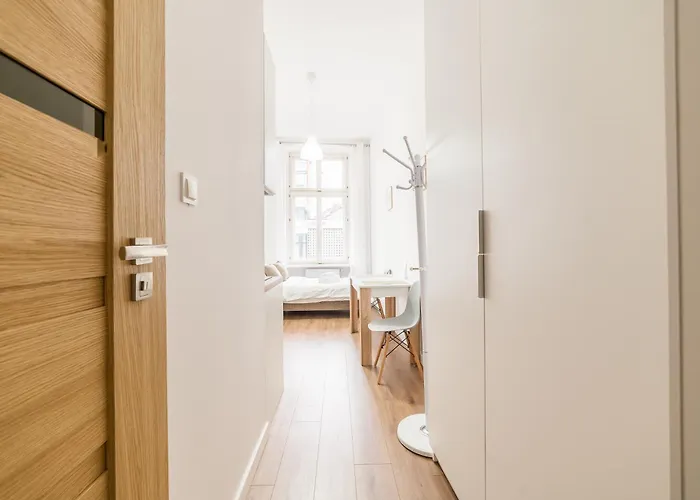 Heart Of By Bookinghost Poznań