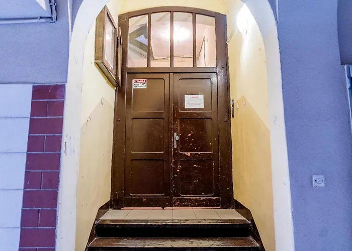 Heart Of By Bookinghost *