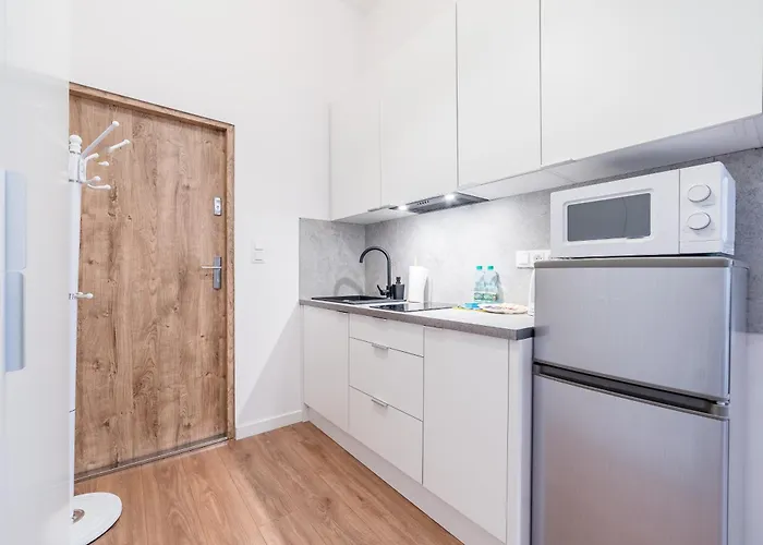 Heart Of By Bookinghost * Poznań