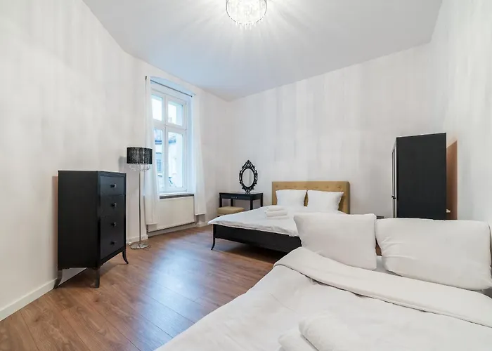 Heart Of By Bookinghost